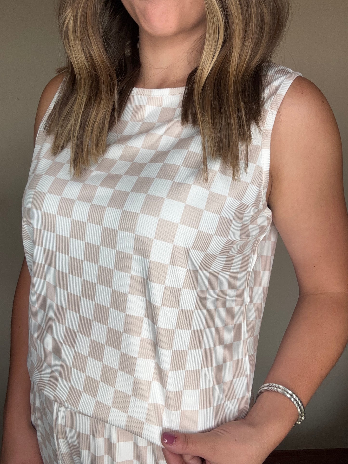 Tan & White Checkered Lounge Set